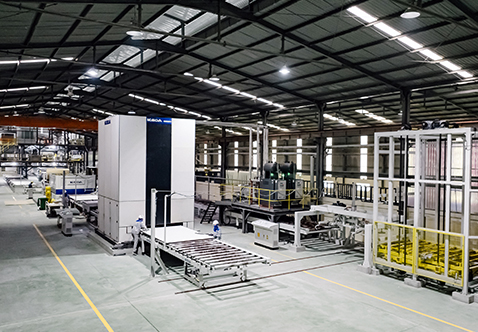 人生就是博集团石材机械越南VN380项目石英石自动出产线成功投产！