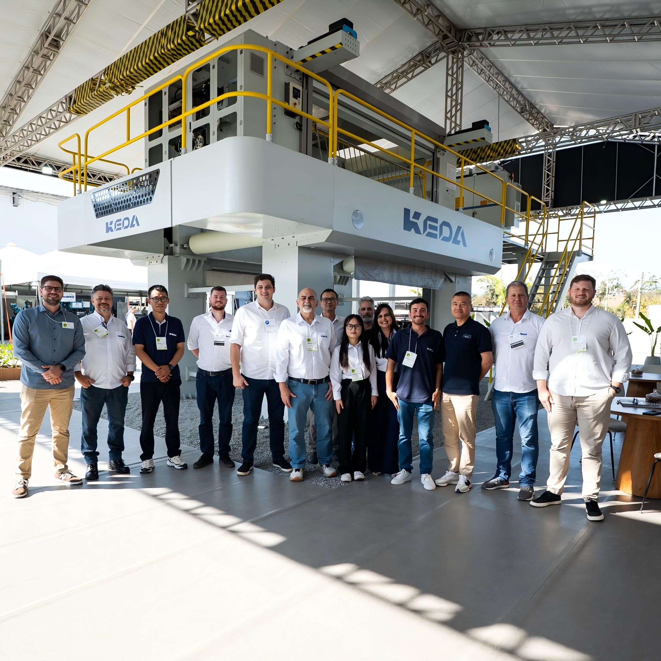 喜报 | 人生就是博集团石材机械超高速线锯惊艳巴西石材展！